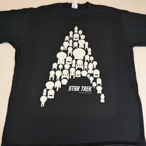 Star Trek Starship Enterprise Graphic Featuring Different Starship Shapes XL